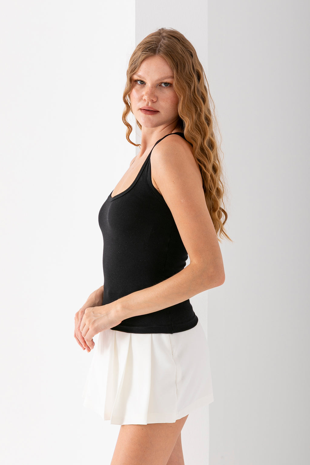 Pery Kadın 2 li Siyah BeyazFittili Açık Havuz Yaka Basic Atlet 3001